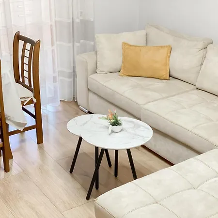 Appartement Block *