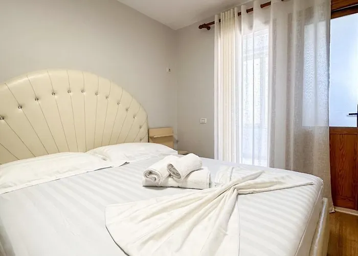 Apartamento Block Tirana